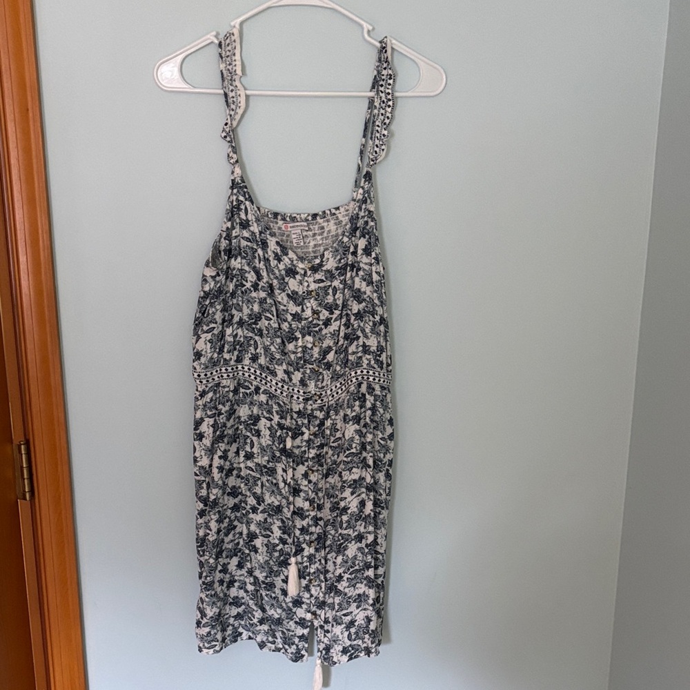 Revolution Black and White Floral Button-Up Top